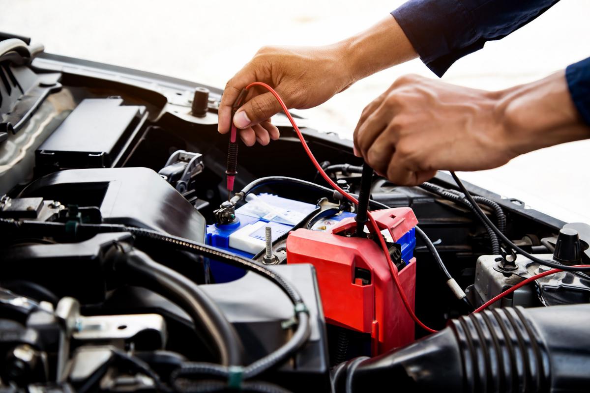 6 Signs Your Car Battery is about to Die
