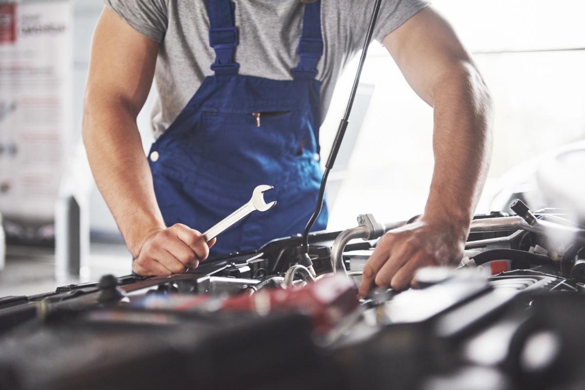Four Tips for Finding a Great Auto Mechanic
